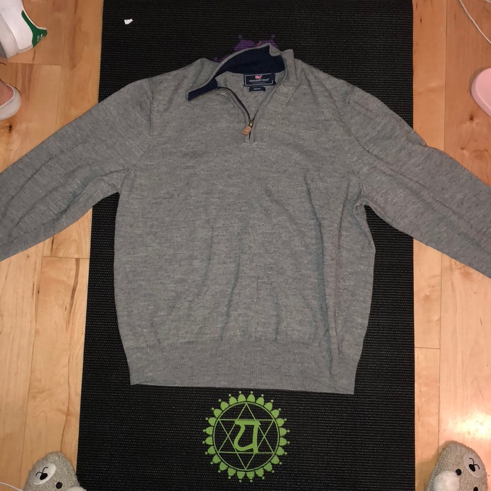 Vineyard Vines Gray Knit